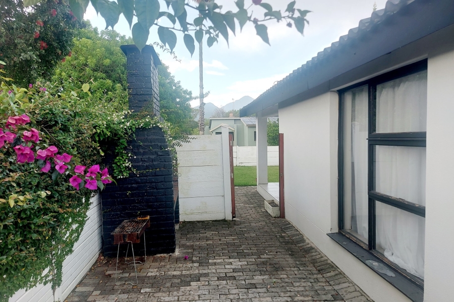 3 Bedroom Property for Sale in George East Western Cape